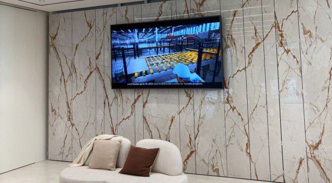 Cosentino: Integração de Soluções Audiovisuais Premium para Espaços de Showroom e Reunião
